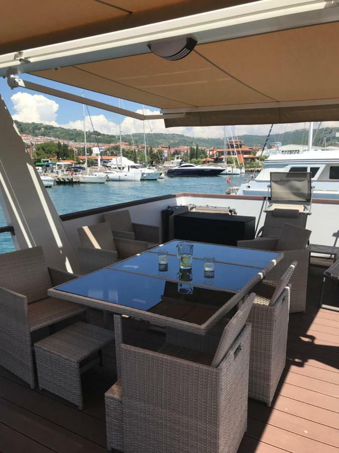 Floating House Blue Moon Vila Portorož Exterior foto